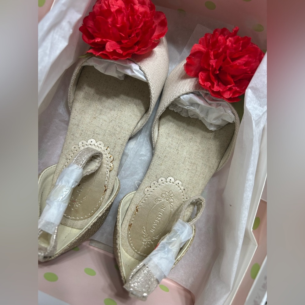 NEW Joyfolie Hailey Flat Mary Jane Youth Shoe Sz 11 Girl Y11 Red Flower Holiday - Picture 2 of 14